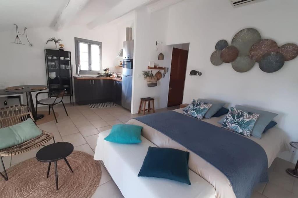 Appartement Vue Imprenable Sur La Sorgue à LʼIsle-sur-la-Sorgue Extérieur photo