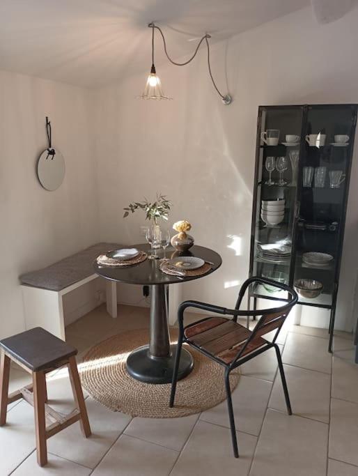 Appartement Vue Imprenable Sur La Sorgue à LʼIsle-sur-la-Sorgue Extérieur photo