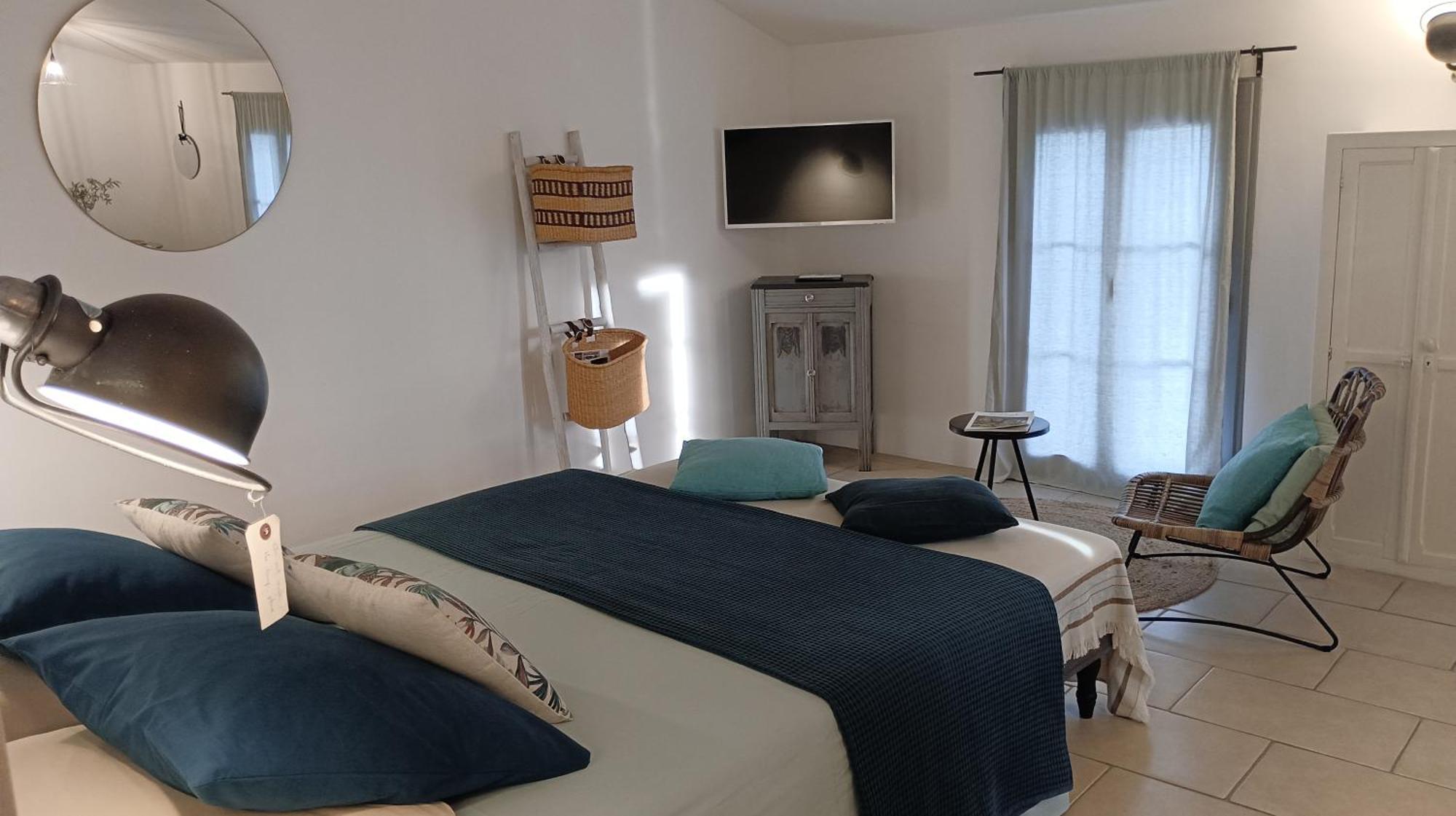 Appartement Vue Imprenable Sur La Sorgue à LʼIsle-sur-la-Sorgue Extérieur photo